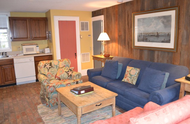 Columbia-Mariner House - Ein Schlafzimmer, eineinhalb Badezimmerwohnung ........