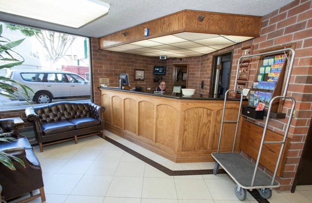 Columbus Motor Inn
