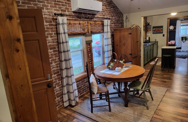 Come and experience a Slice of Paradise in Mattoon, Illinois