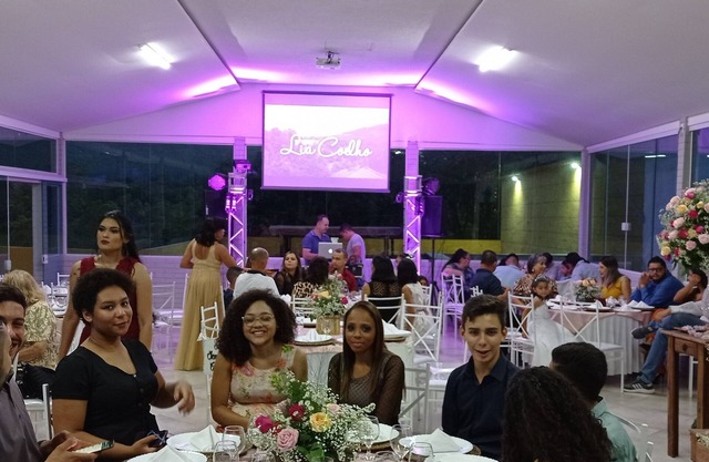 Kommen Sie und genießen Sie das Beste aus der Natur. Wir haben alles, was Sie für Ihre Veranstaltung brauchen.