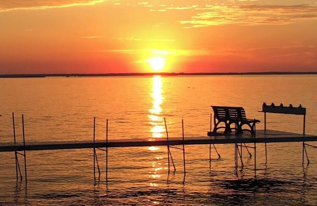 Come Enjoy the Our Lakeside Getaway!