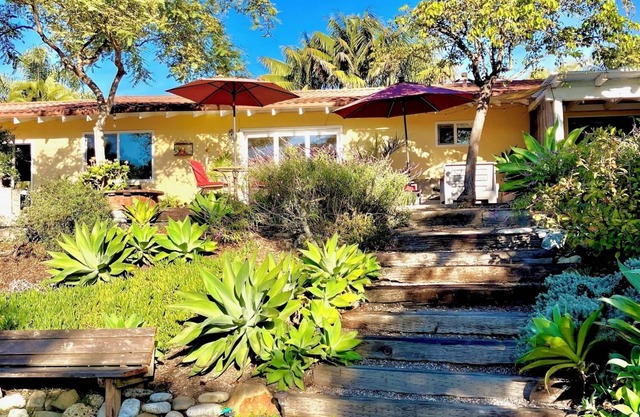 Come stay in a beautiful garden retreat home near the beach in Santa Barbara.