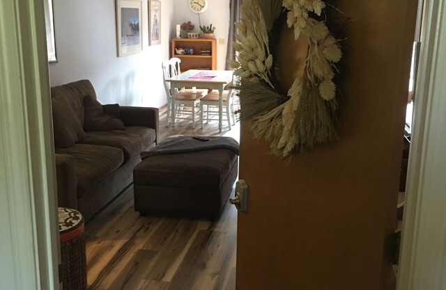 Come stay with us in the heart of Gold Country
