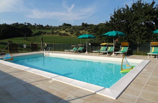 Komfort und Charme, in Wohnung mit Pool in Ca' Princivalle Ferienhaus: Rosa