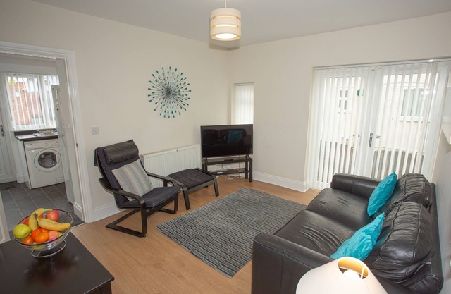 Apartment-Eigenes Badezimmer--2 Bedroom - 2B 312