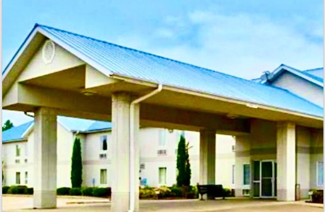 Comfort Crest Inn
