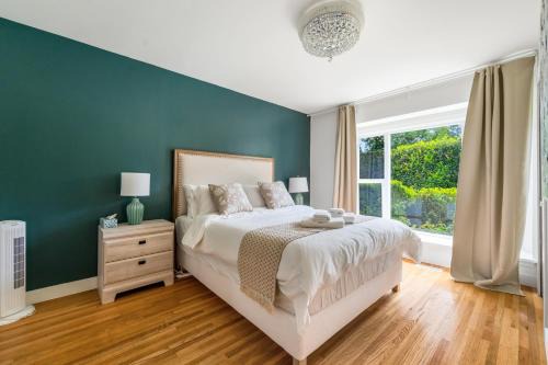 Comfort House in Kerrisdale Private and Shared Rooms