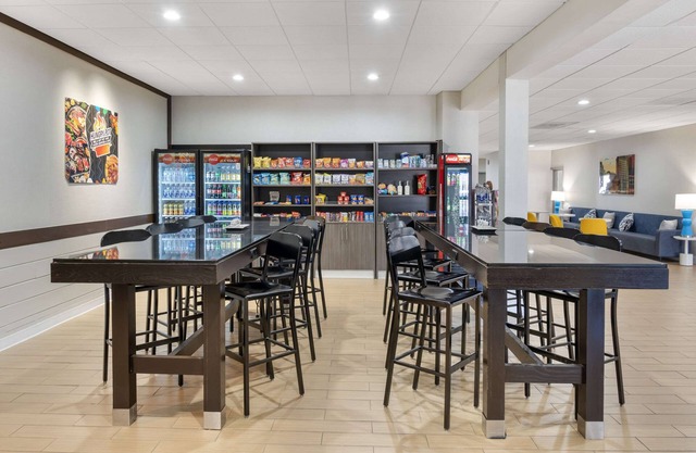 Comfort Inn & Suites Danbury-Bethel