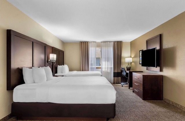 Comfort Inn & Suites Greeley