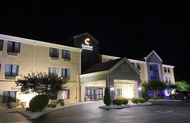 Comfort Inn & Suites Troutville - Roanoke North / Daleville