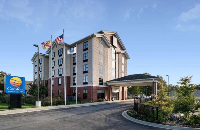 Comfort Inn & Suites