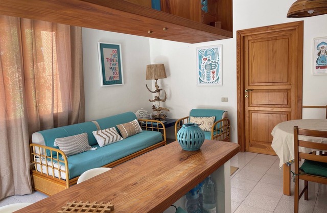 Comfortable ground floor apartment, garden exclusive use