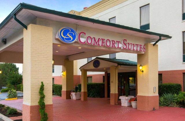 Comfort Suites Cumming-Atlanta near Northside Hospital Forsyth