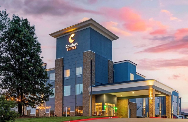 Comfort Suites
