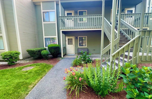 Comfortable 2-bedroom apartment in lovely Brewster Ocean Edge resort