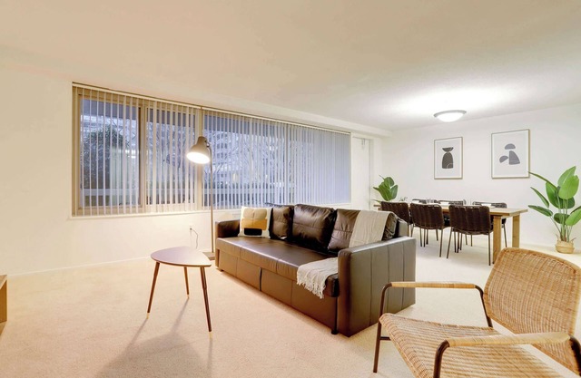 Comfortable 2BR Stay in Crystal City