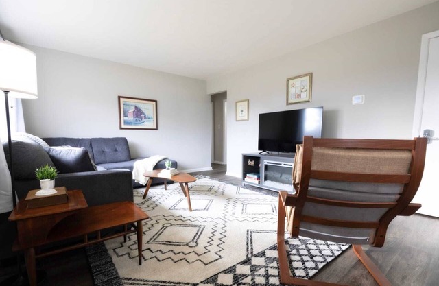 Comfortable 3BR Home|Garage in Berea Sleeps to 6!
