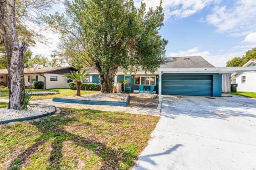 Comfortable 3br Orlando Getaway Wi-fi Kitchen