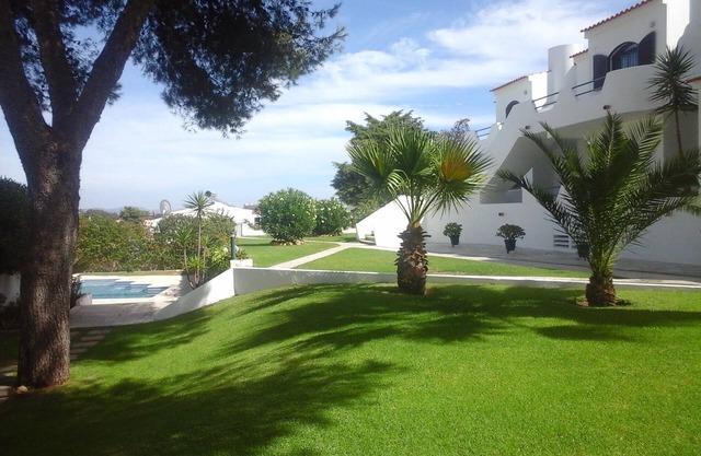 Wohnung 4 Personen mit Garten und komfortablem Pool am Meer.