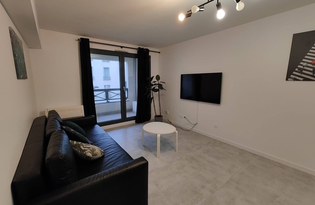 Comfortable 54m2 NEW Paris Nation Gare de Lyon