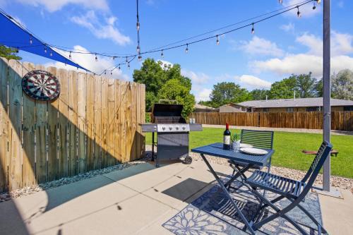 Comfortable Abode Near Historic Downtown