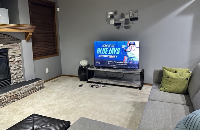 Comfortable and family-friendly Home with AC