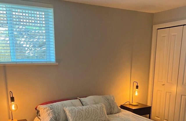 Comfortable and relaxing suite close to your Cumberland Adventure