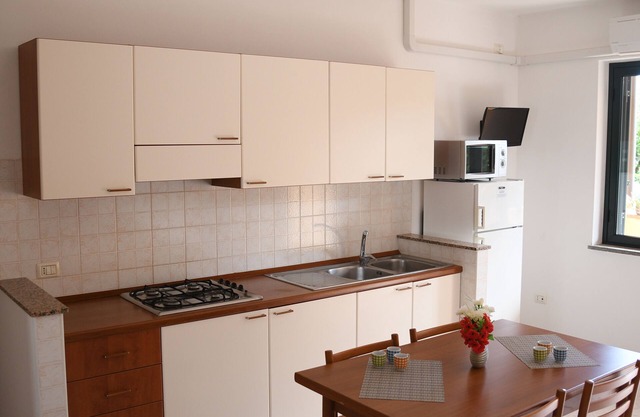 Comfortable apartment 100 meters from the sea