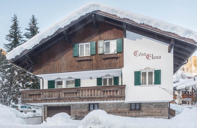 Gemütliche Ferienwohnung "Casa Elena 2" mit Bergblick, Garten und WLAN; Parkplätze vorhanden