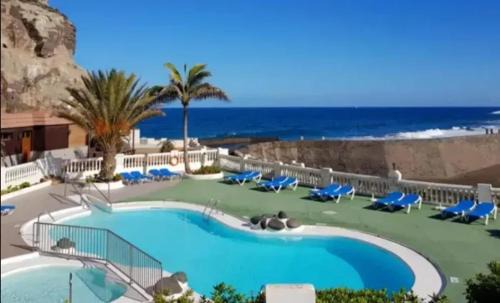 Comfortable apartment with sea view, La Estrella, 57 m²