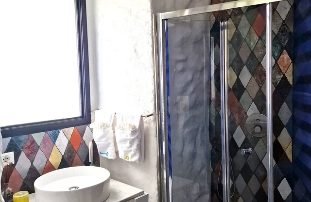 Comfortable apartment in Villa in the historic center.