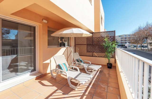 Comfortable Duplex Apartment with 2 bedrooms & 2 terrace 200 m away from