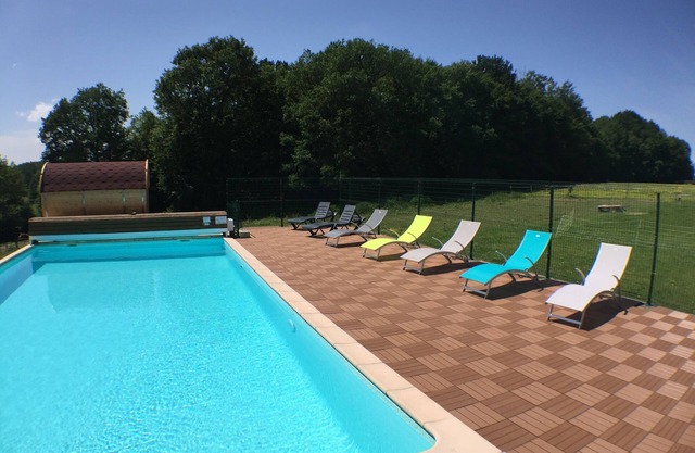 Komfortables Ferienhaus mit Pool (5 Personen)