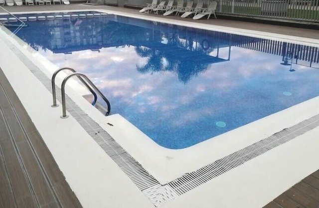 Comfortable home with swimming pool
