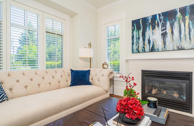 Comfortable & Inviting Home in Central Vancouver
