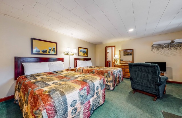 Comfortable motel rooms in a great location with shared resort amenities