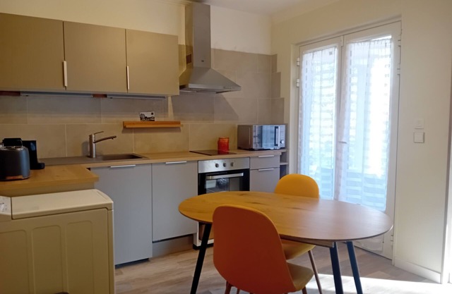 Studio with swimming pool in Vaison-la-Romaine - close to all amenities