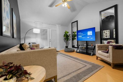 Comfortable, Sleeps 5, 3 Beds Free Cancellation