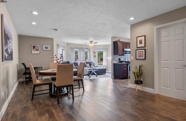 Comfortable Stay in downtown Springfield