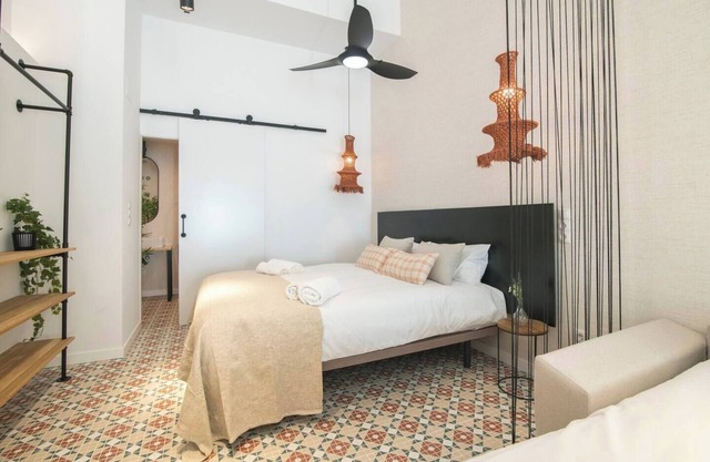 Comfortable Studio in Valencia Left