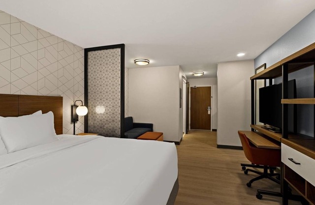 Comfortable Suite Perfect for Business Travelers – Workstation Included