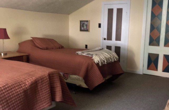 Comfortable three-bedroom house located in historic, charming Geneseo.