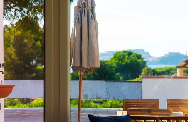 Komfortable Dreizimmerwohnung mit großer Terrasse mit Blick auf die Bucht von Portoferraio