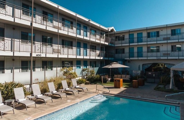 Comfortably Furnished 1BR Suite | Landmarks Nearby | Kitchen | Parking | Pool