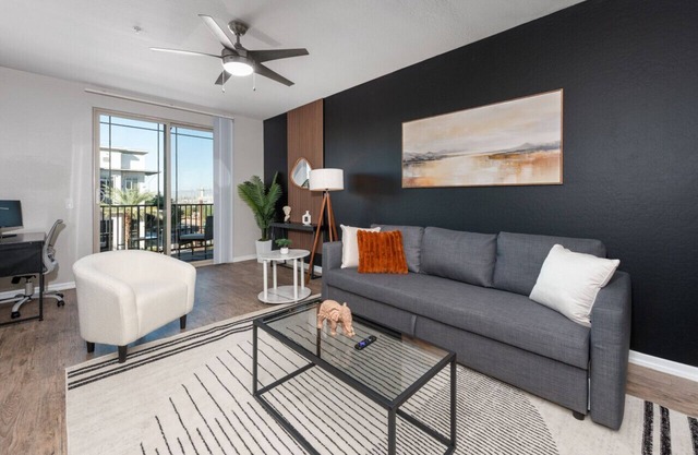 Comfy2BR Near ASU|Pool, Gym & Pet-Frndly