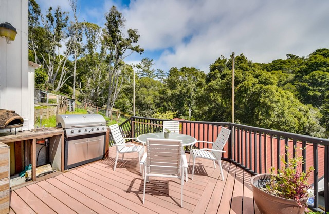 Comfy Aptos Apartment Near Beaches & Santa Cruz!
