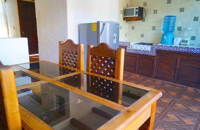 Comfy 4 Bedroom Town House Garden Market Area