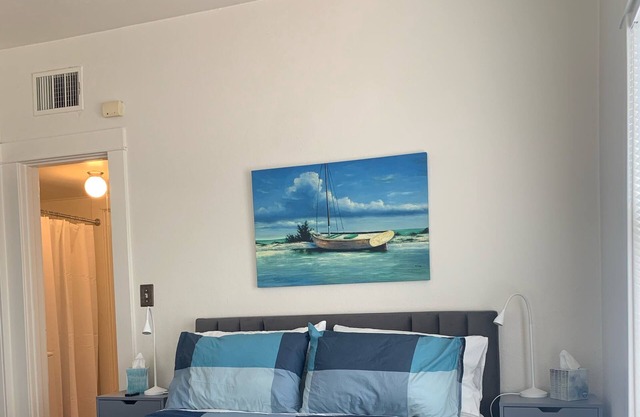 Bequemes ein Bett, ein Bad zu Fuß zur UofA und der Innenstadt von Tucson!