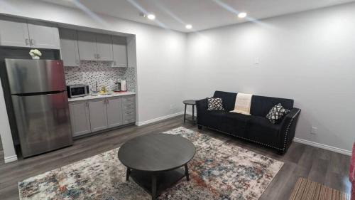 Comfy one bedroom Airdrie
