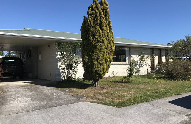 Gemütliches ruhiges Otaki-Strandhaus mit Blick auf die Berge